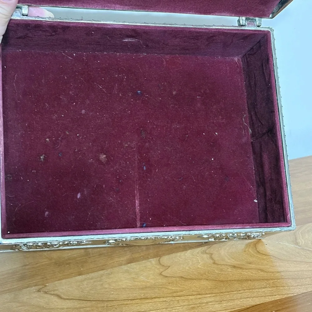 Godinger Silver Plated Ornate Floral Rose Jewelry Box Burgundy Velvet Lining